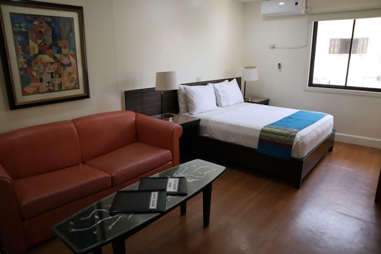 Domicilio Lorenzo Davao City Exterior foto